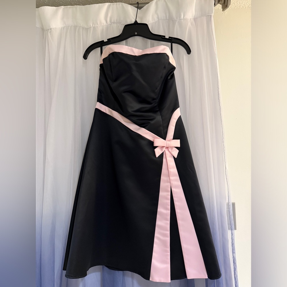 Black and Pink Satin Dress - Jessica McClintock, size 9/10